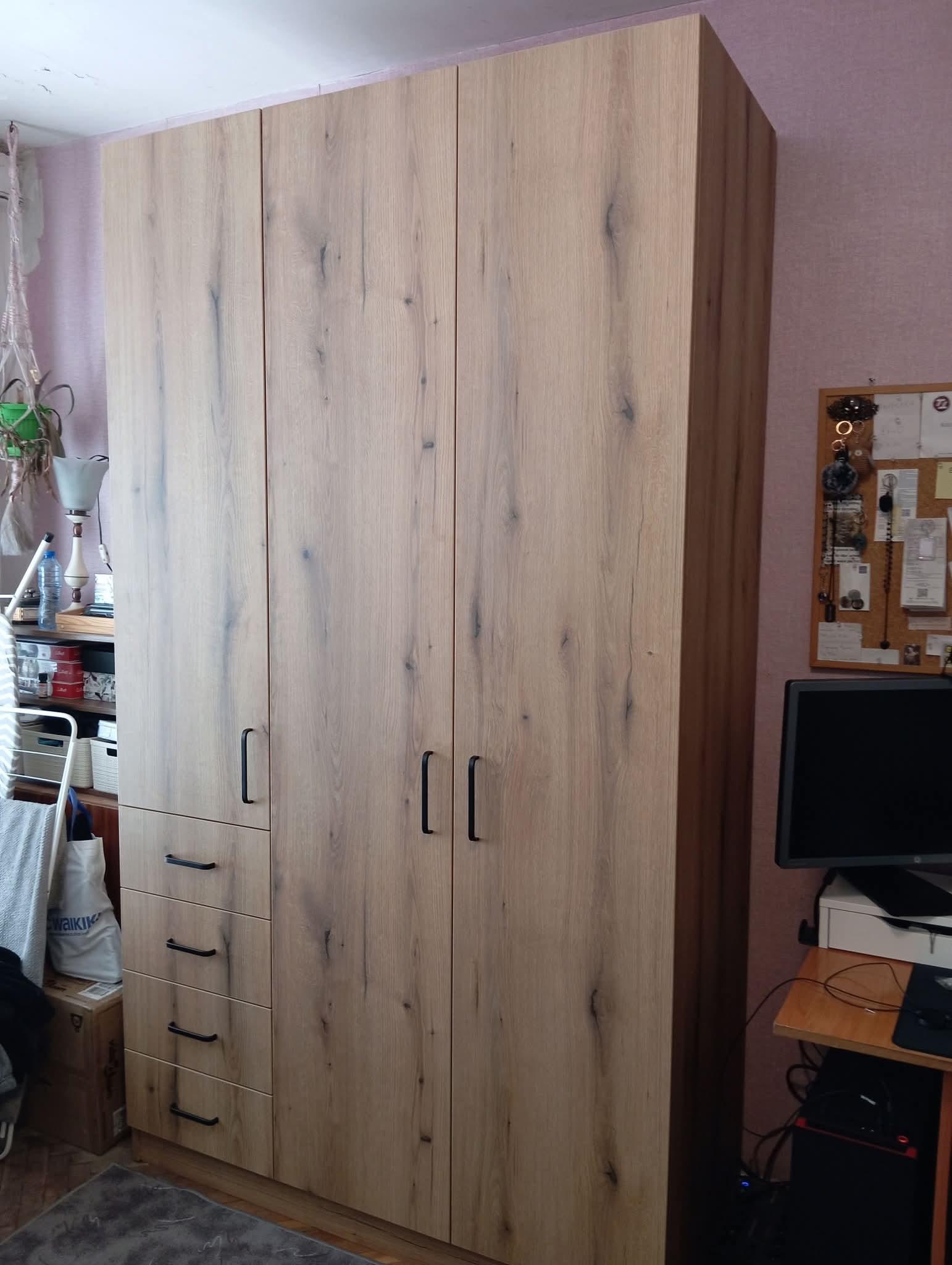 Гардероб по поръчка Варна